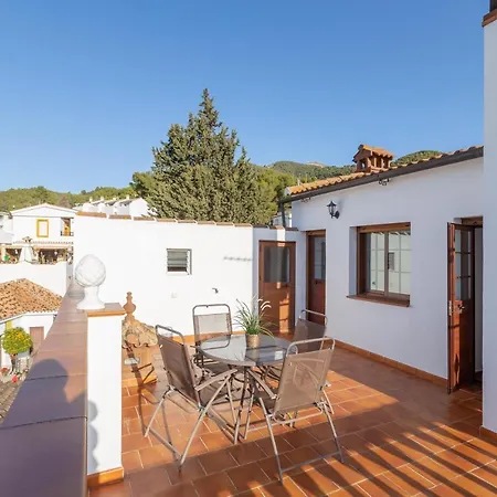 Casa De Teones Con Piscina Privada 度假居
